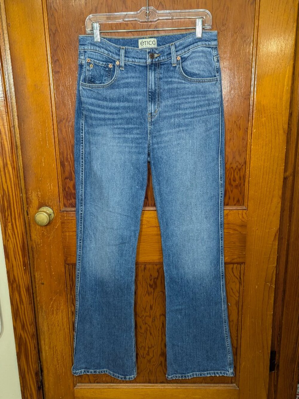 ética Anya Modern Flare Jeans